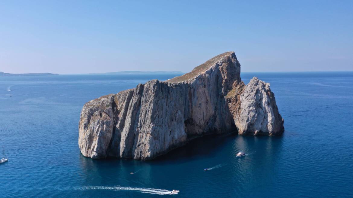 Escursioni in Sardegna: un viaggio tra natura, storia, terra e mare